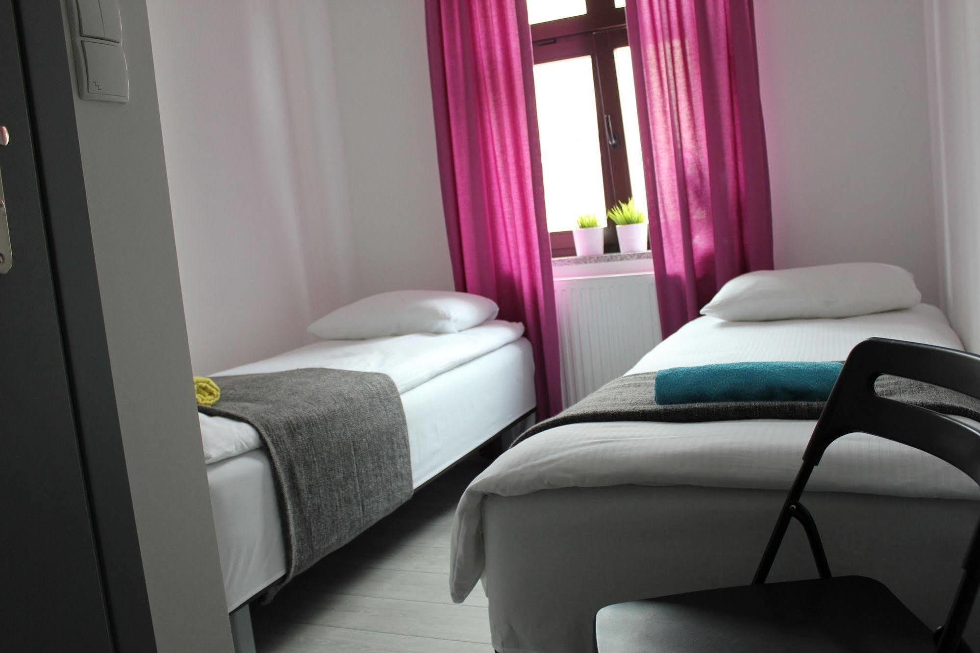 Soda Hostel & Apartments Poznan Exterior photo